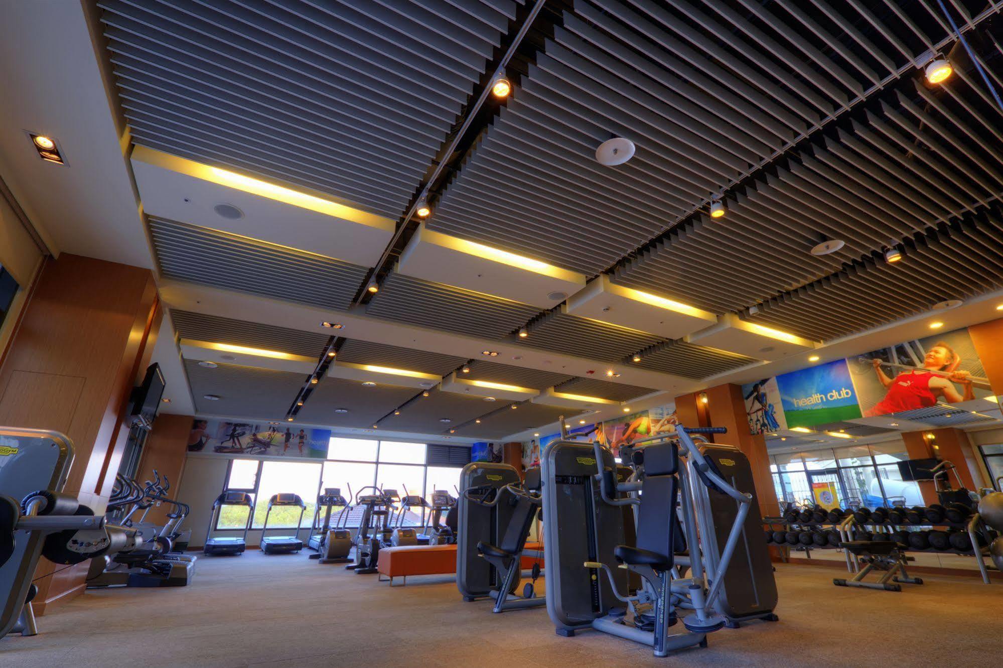 E-Da Royal Hotel Dashu Exterior foto The gym at the 101 Tower